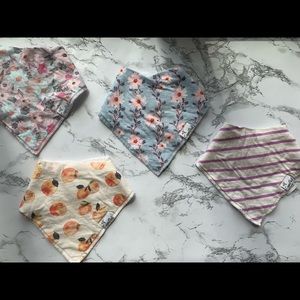 Set of 4 Copper Pearl Bandana Bibs. GUC
